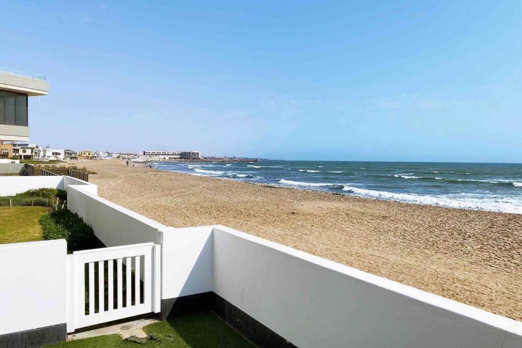Apartamento On The Beach No 04 Swakopmund Exterior foto